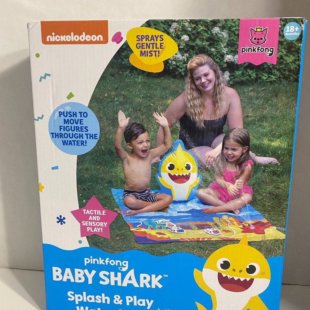 Baby Shark  Splash & Play Water Mat